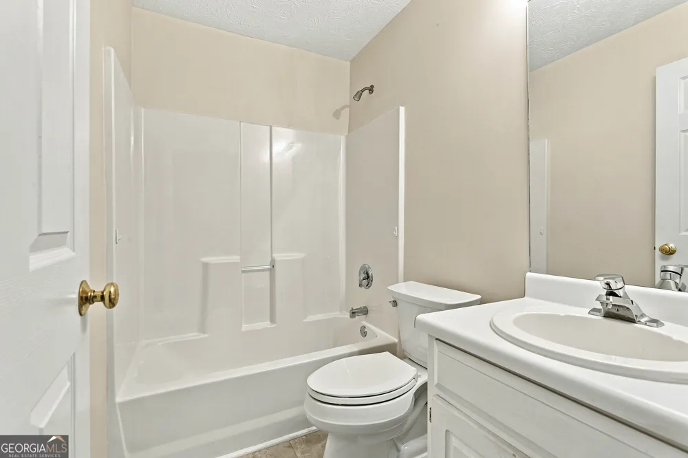 280 Autumn Glen CIR Fayetteville, GA 30215