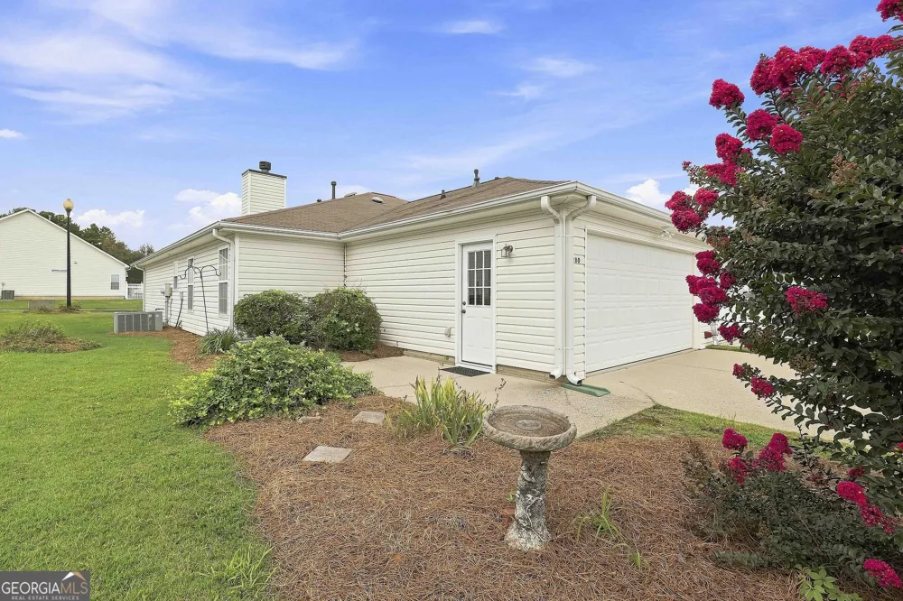 280 Autumn Glen CIR Fayetteville, GA 30215
