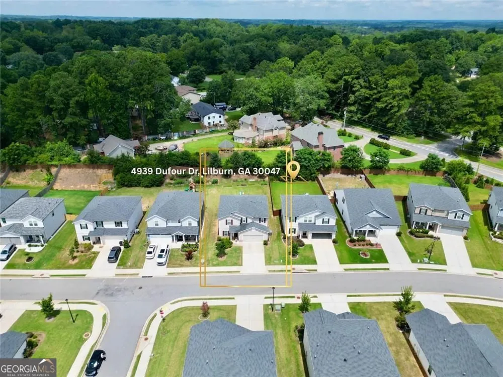 4939 Dufour DR Lilburn, GA 30047