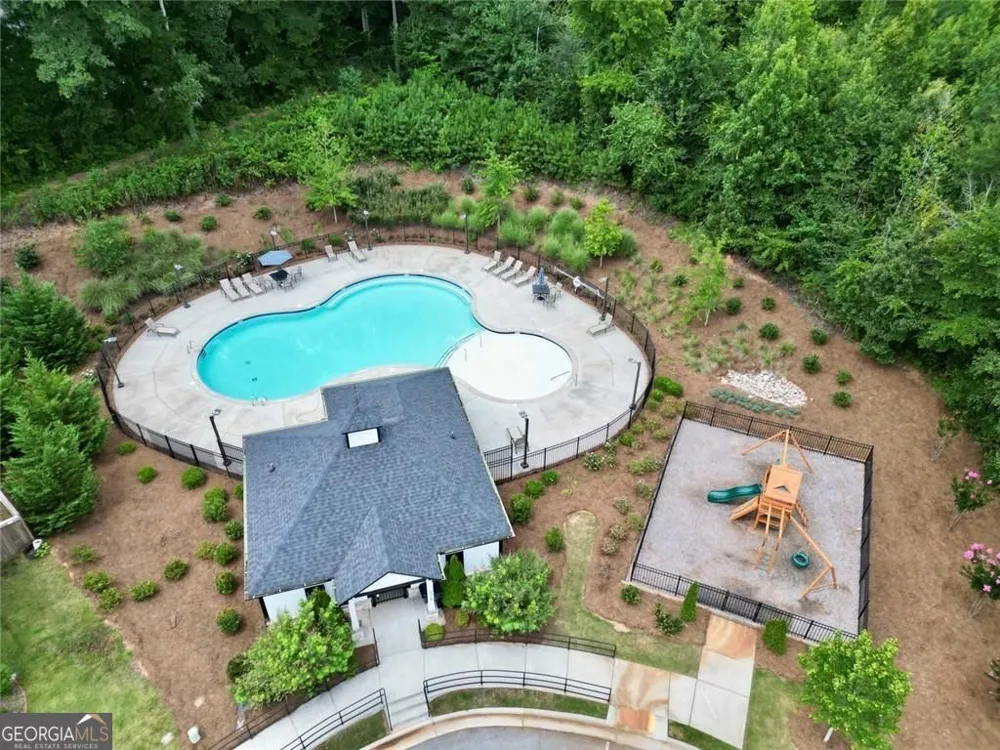 4939 Dufour DR Lilburn, GA 30047