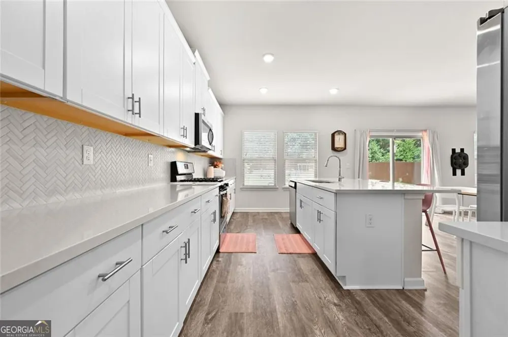 4939 Dufour DR Lilburn, GA 30047
