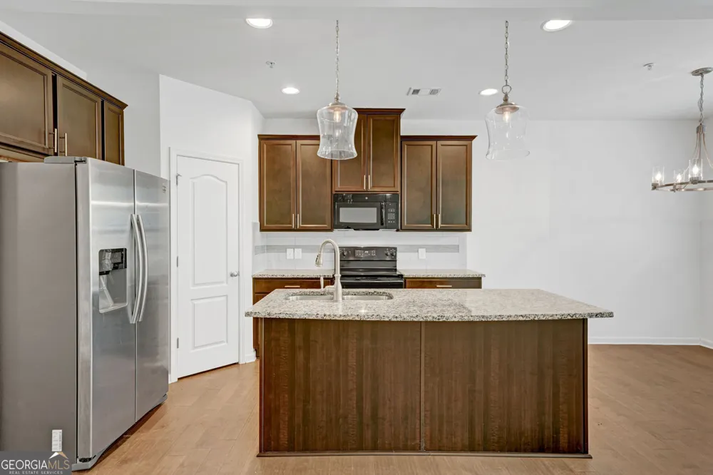 3908 Augustine PL Rex, GA 30273