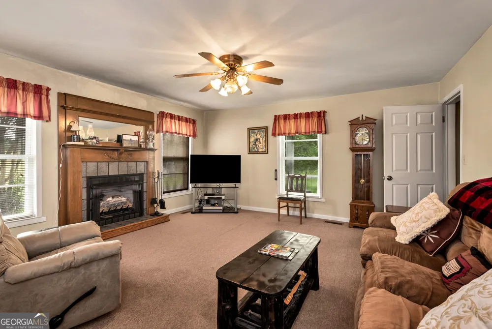 4041 Ada ST Blue Ridge, GA 30513