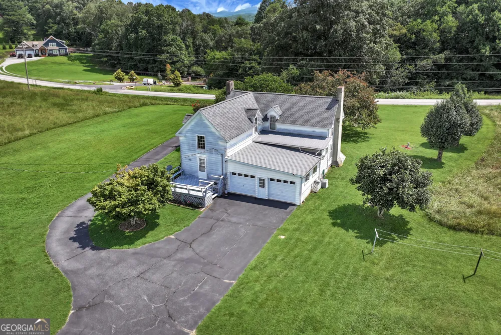 4041 Ada ST Blue Ridge, GA 30513
