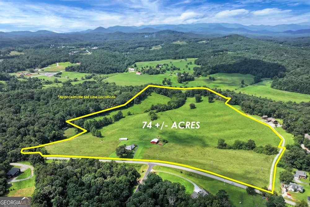 4041 Ada ST Blue Ridge, GA 30513
