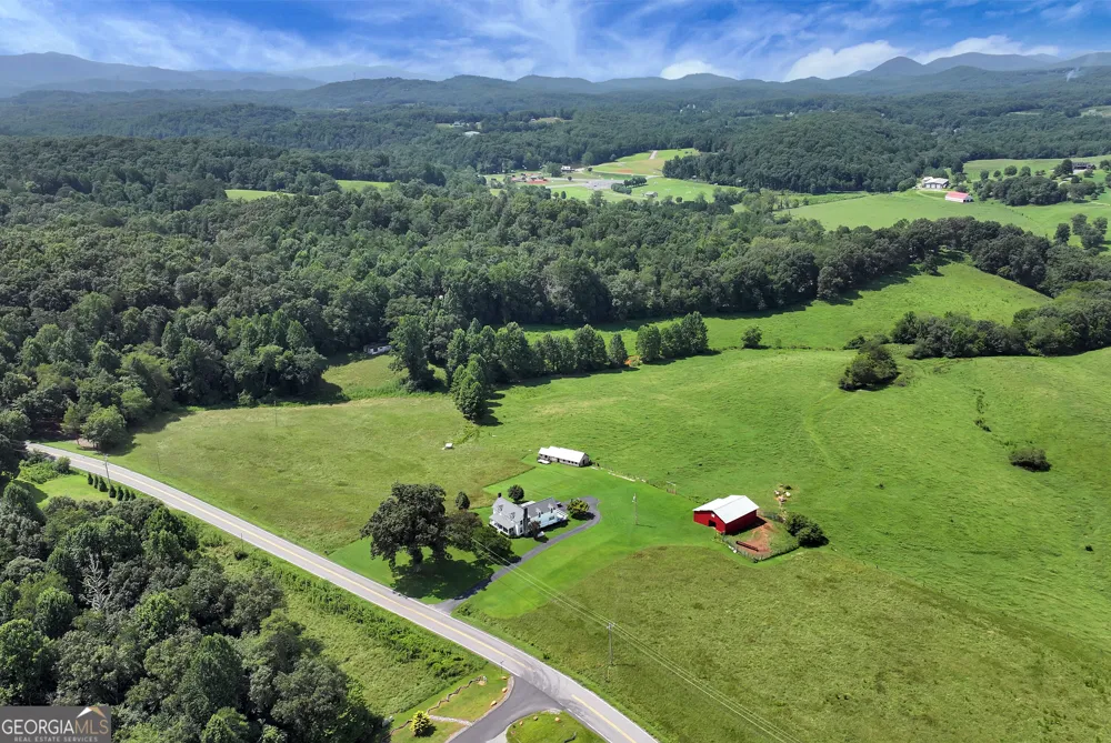 4041 Ada ST Blue Ridge, GA 30513