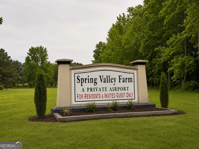3650 Spring Valley DR Loganville, GA 30052