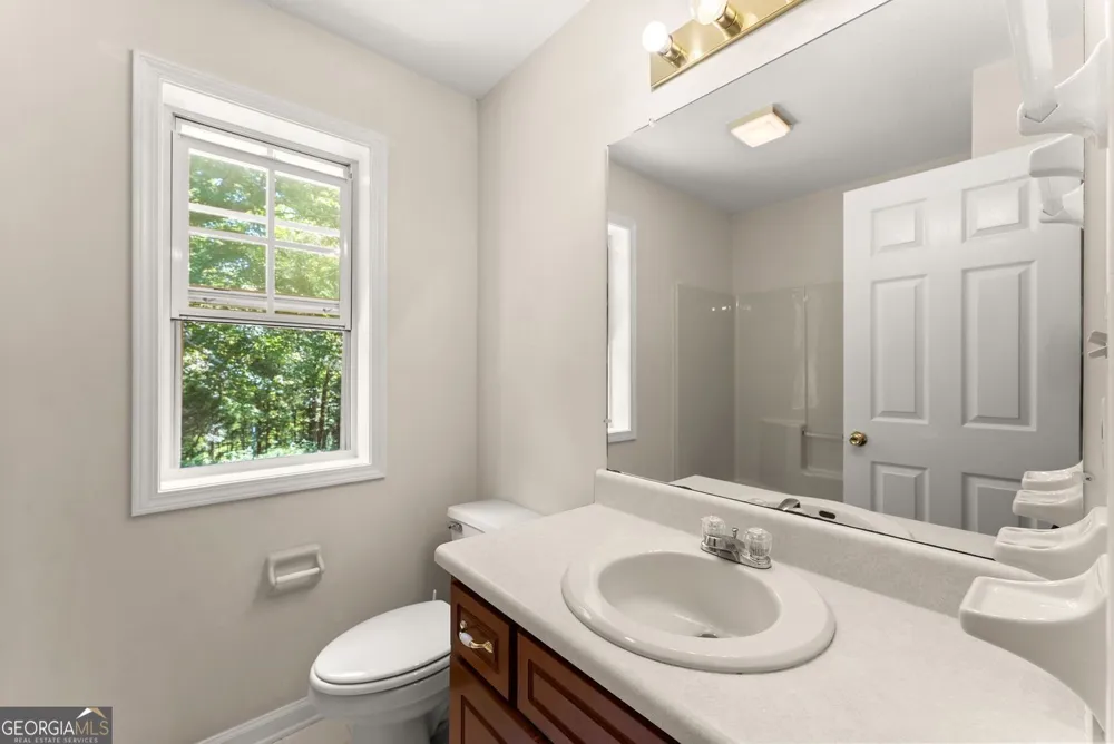 5740 Thompson Bridge RD Murrayville, GA 30564