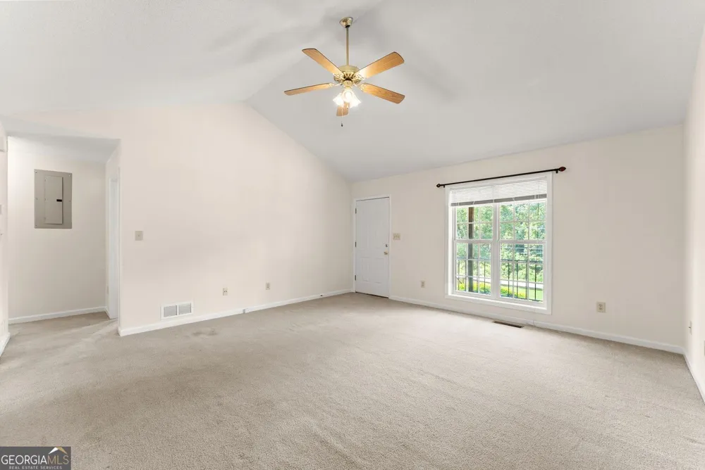 5740 Thompson Bridge RD Murrayville, GA 30564