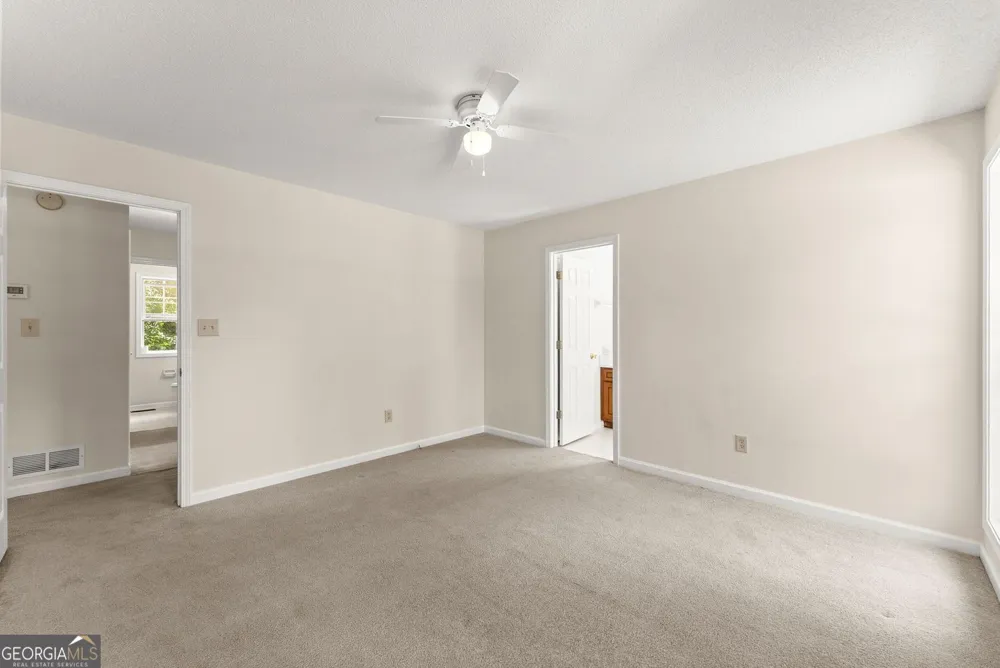 5740 Thompson Bridge RD Murrayville, GA 30564