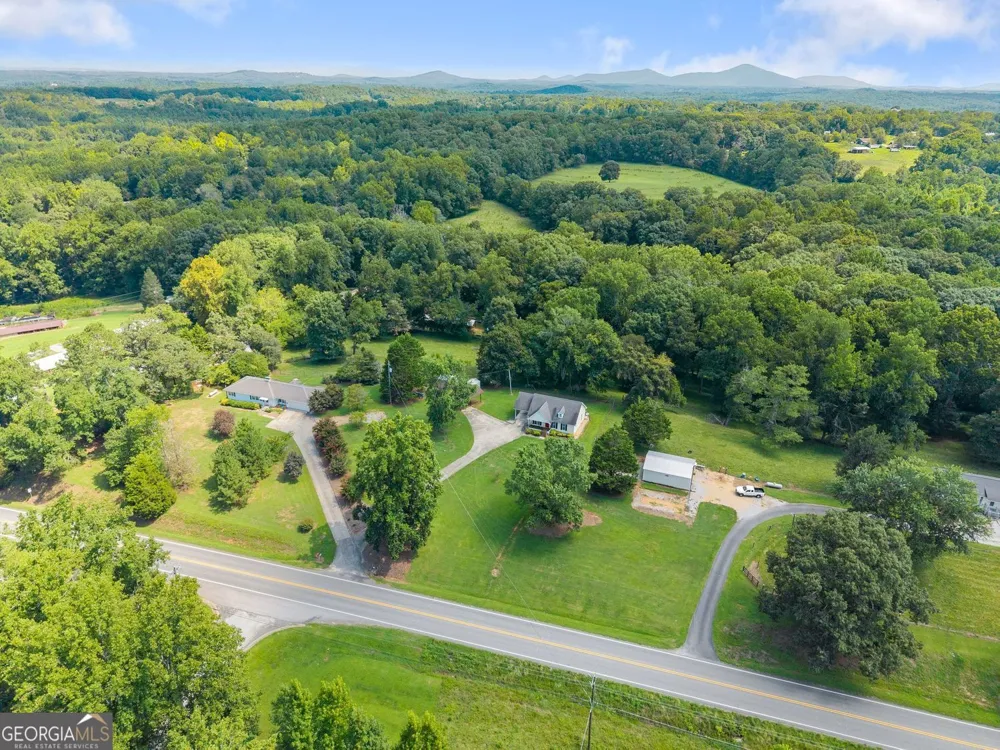 5740 Thompson Bridge RD Murrayville, GA 30564