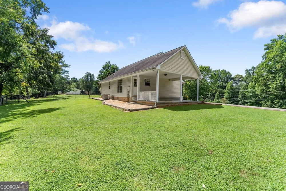5740 Thompson Bridge RD Murrayville, GA 30564