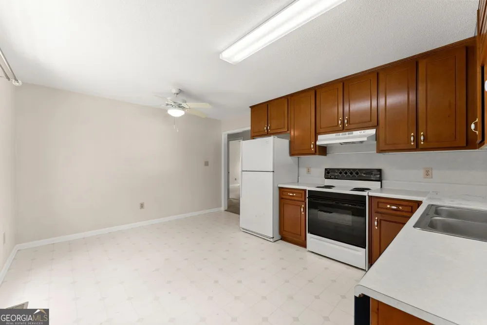 5740 Thompson Bridge RD Murrayville, GA 30564