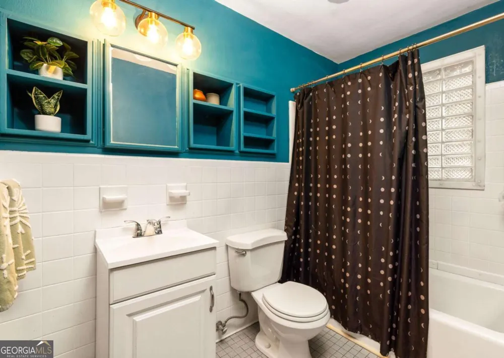 811 Whelchel Decatur, GA 30033