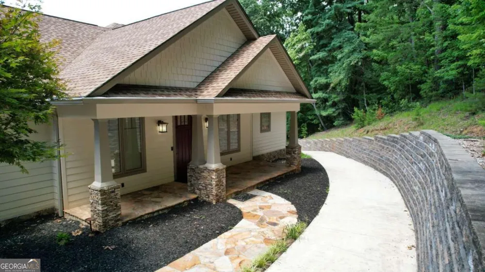 271 Highlands DR Clarkesville, GA 30523
