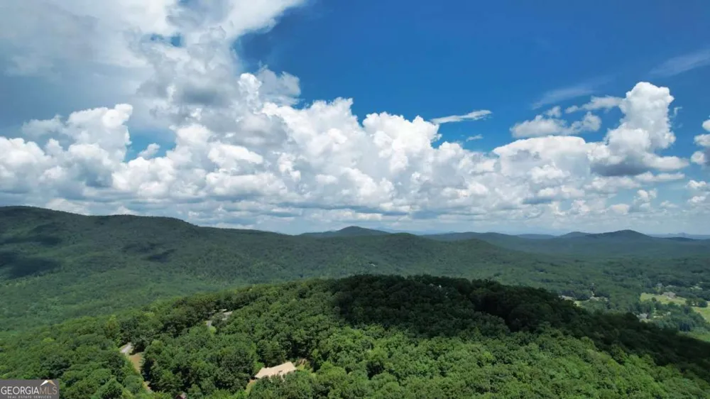 271 Highlands DR Clarkesville, GA 30523
