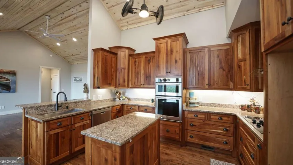 271 Highlands DR Clarkesville, GA 30523