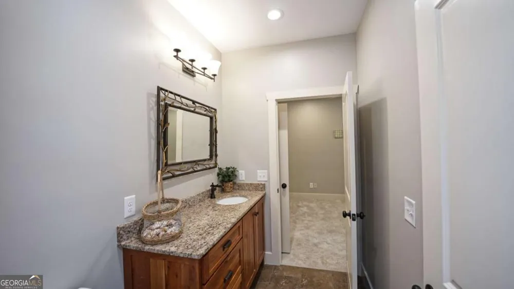 271 Highlands DR Clarkesville, GA 30523