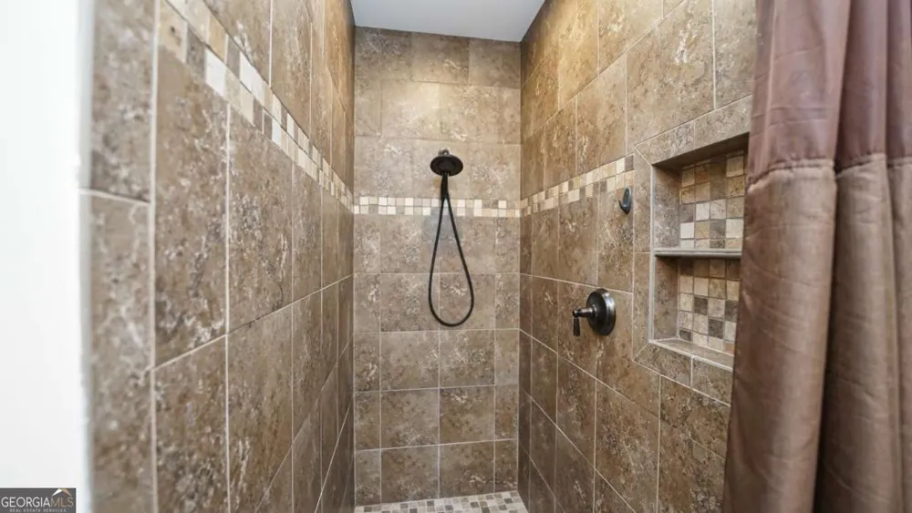 271 Highlands DR Clarkesville, GA 30523