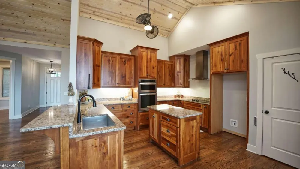 271 Highlands DR Clarkesville, GA 30523