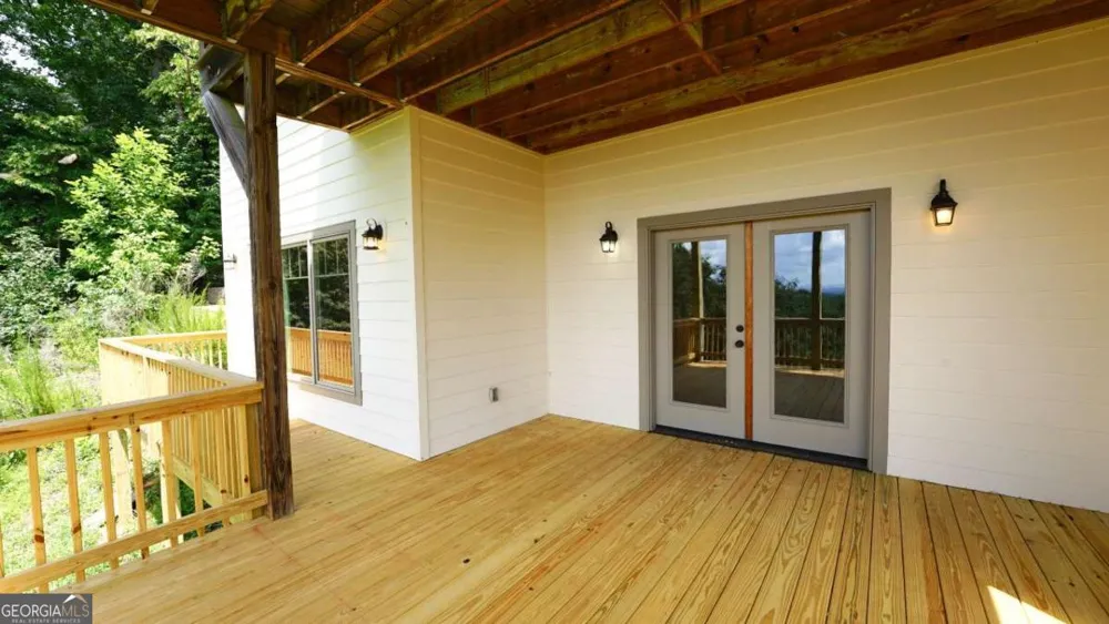 271 Highlands DR Clarkesville, GA 30523
