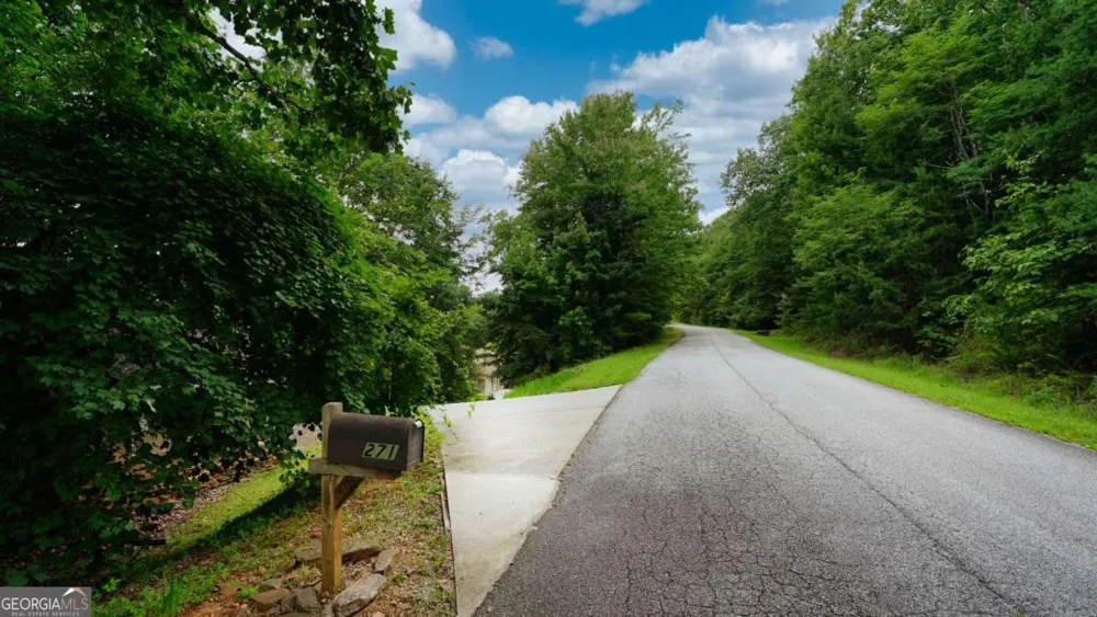271 Highlands DR Clarkesville, GA 30523