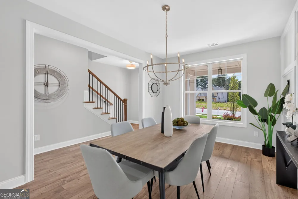 922 Homepark CIR Buford, GA 30518