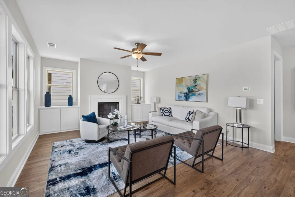 922 Homepark CIR Buford, GA 30518