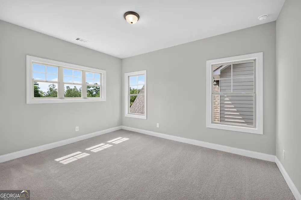 922 Homepark CIR Buford, GA 30518