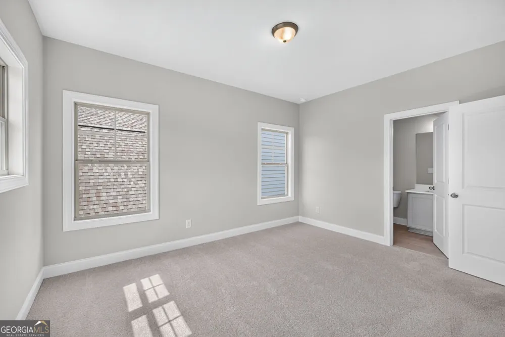 922 Homepark CIR Buford, GA 30518