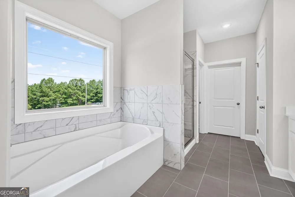 922 Homepark CIR Buford, GA 30518