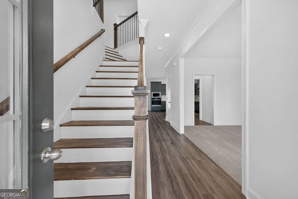 982 Homepark CIR Buford, GA 30518
