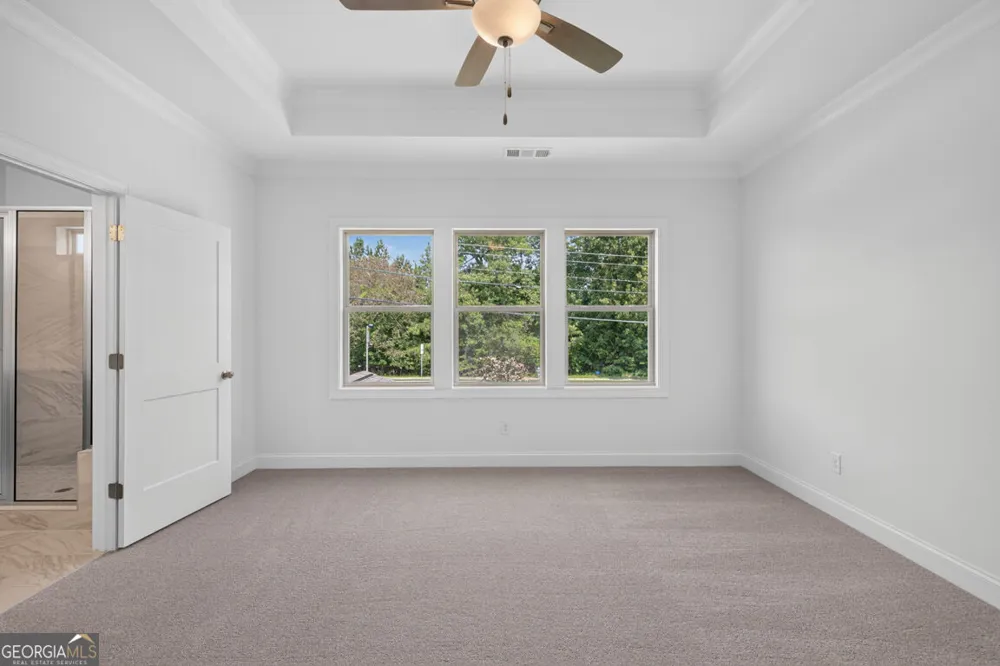 982 Homepark CIR Buford, GA 30518