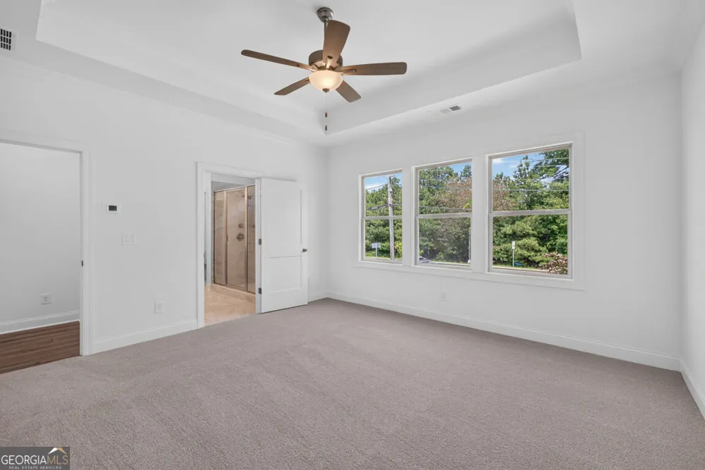 982 Homepark CIR Buford, GA 30518