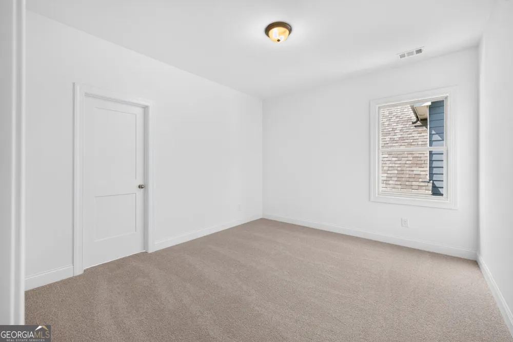 982 Homepark CIR Buford, GA 30518