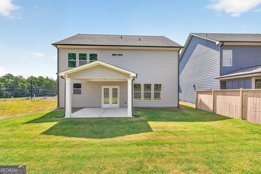 982 Homepark CIR Buford, GA 30518