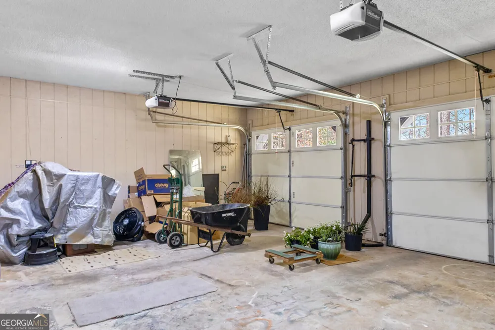1784 Mooty Bridge RD LaGrange, GA 30240