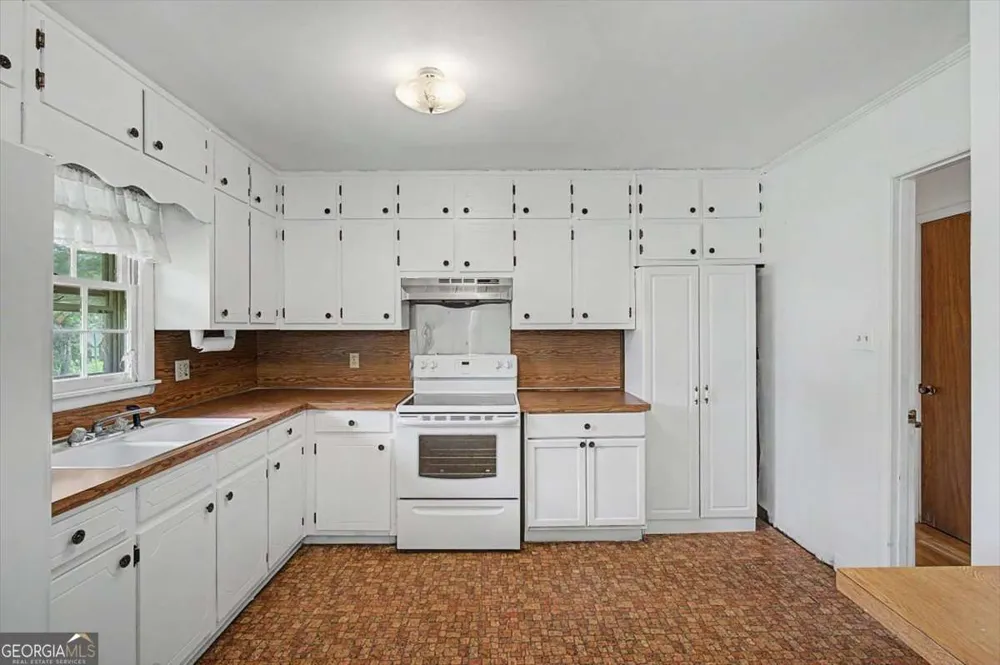 5735 Burnt Hickory RD Powder Springs, GA 30127
