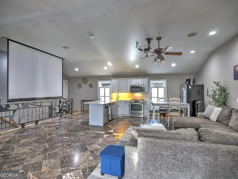 3932 Shoemaker CT Marietta, GA 30062