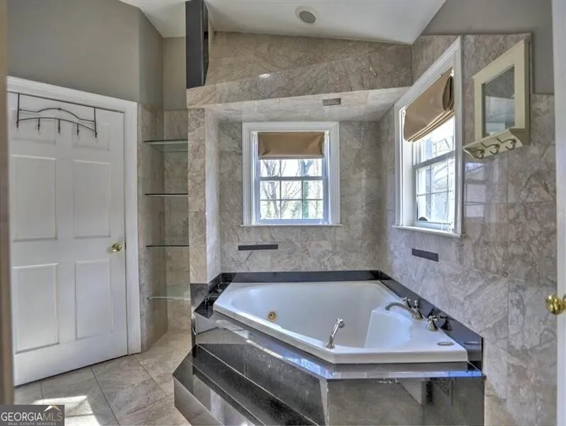 3932 Shoemaker CT Marietta, GA 30062
