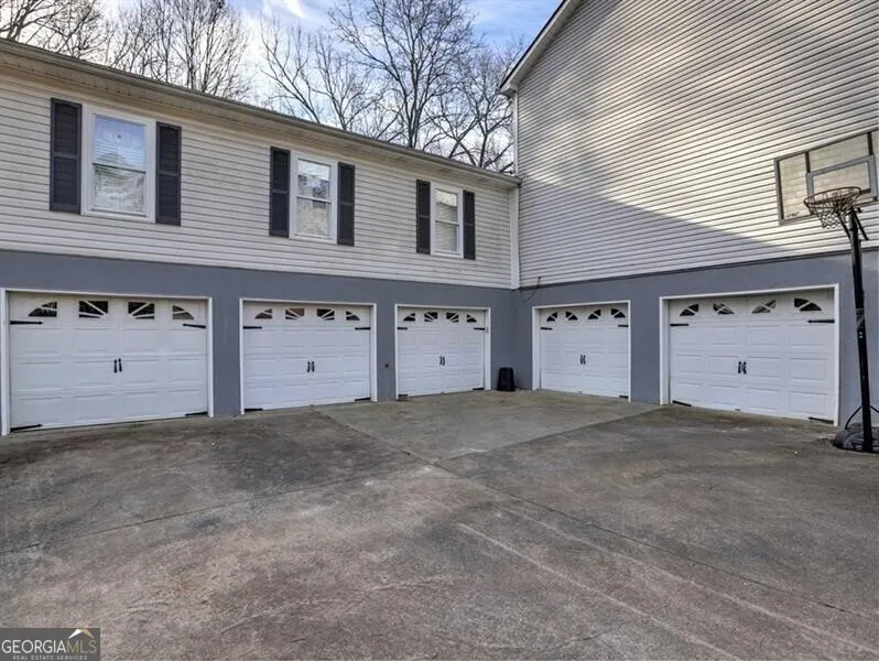 3932 Shoemaker CT Marietta, GA 30062