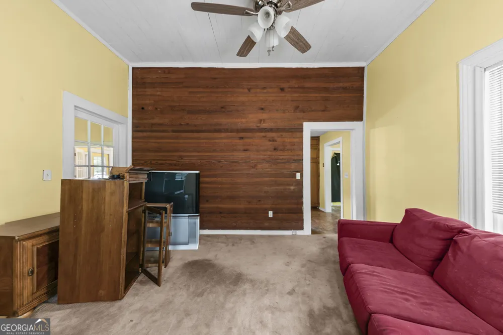 1047 Dixie RD Covington, GA 30014