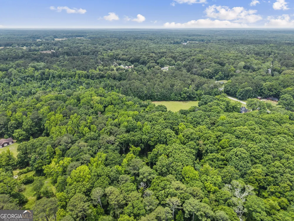 1047 Dixie RD Covington, GA 30014