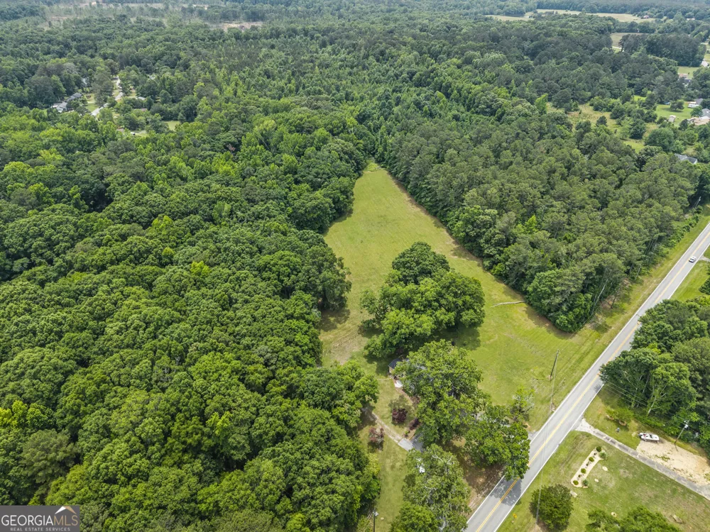 1047 Dixie RD Covington, GA 30014