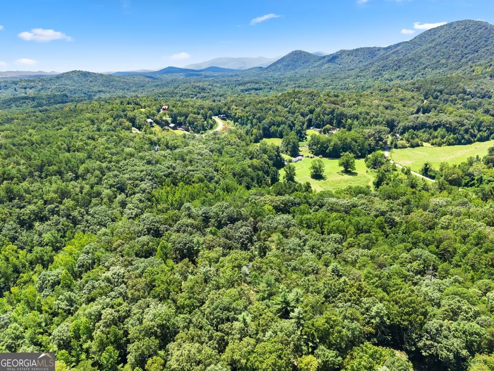188 Marion LN Sautee Nacoochee, GA 30571