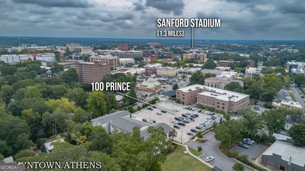 134 Childs ST Athens, GA 30601