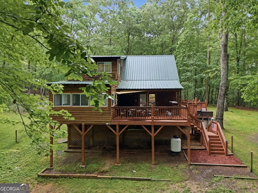 680 Hawthorne Ln Murphy, NC 28906