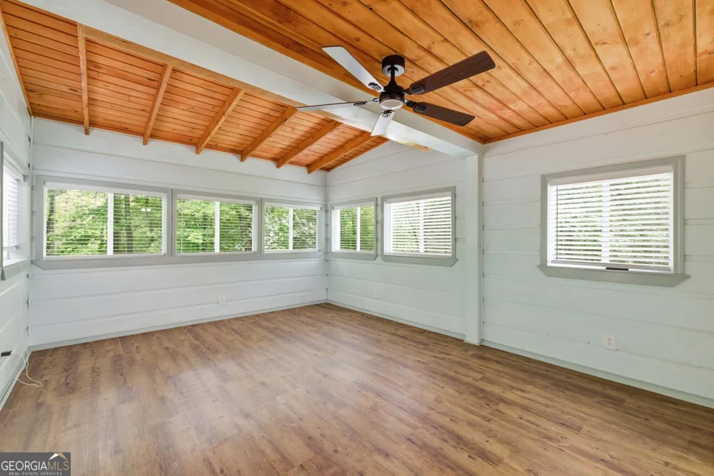 680 Hawthorne Ln Murphy, NC 28906