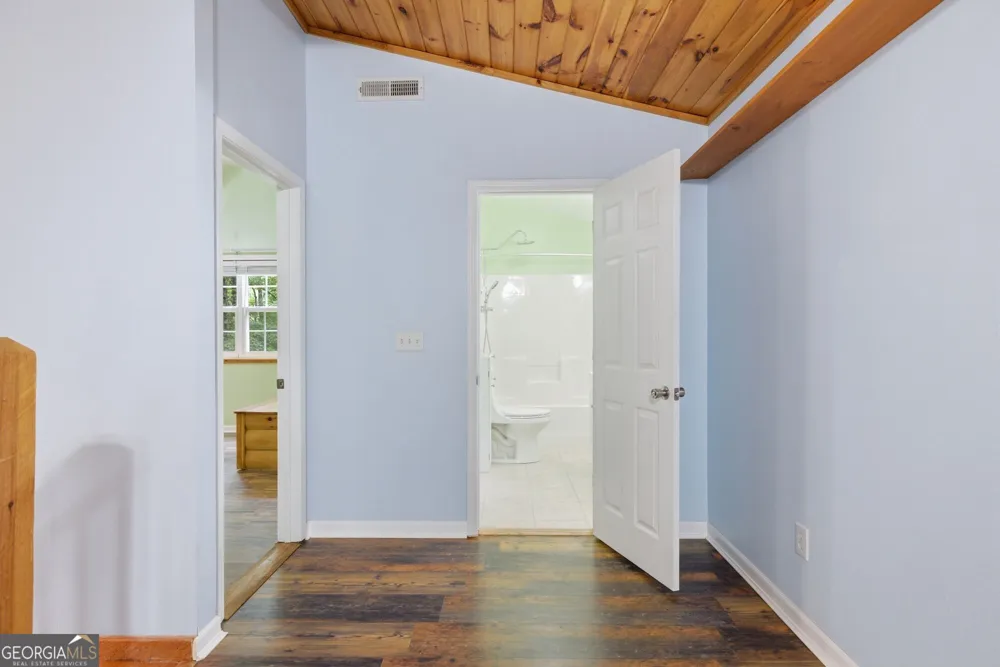 680 Hawthorne Ln Murphy, NC 28906