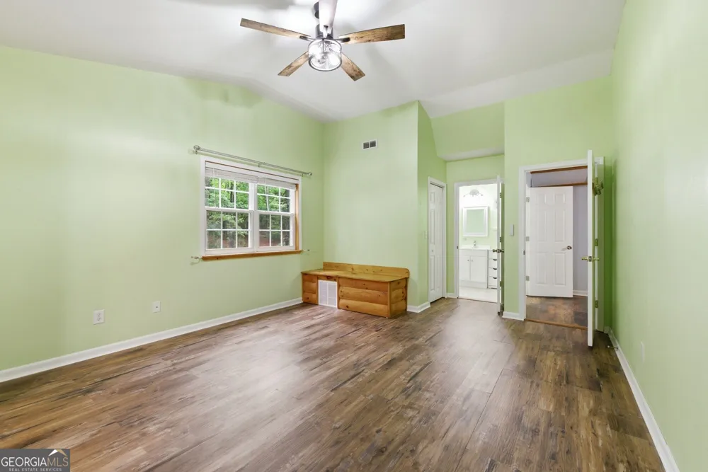 680 Hawthorne Ln Murphy, NC 28906